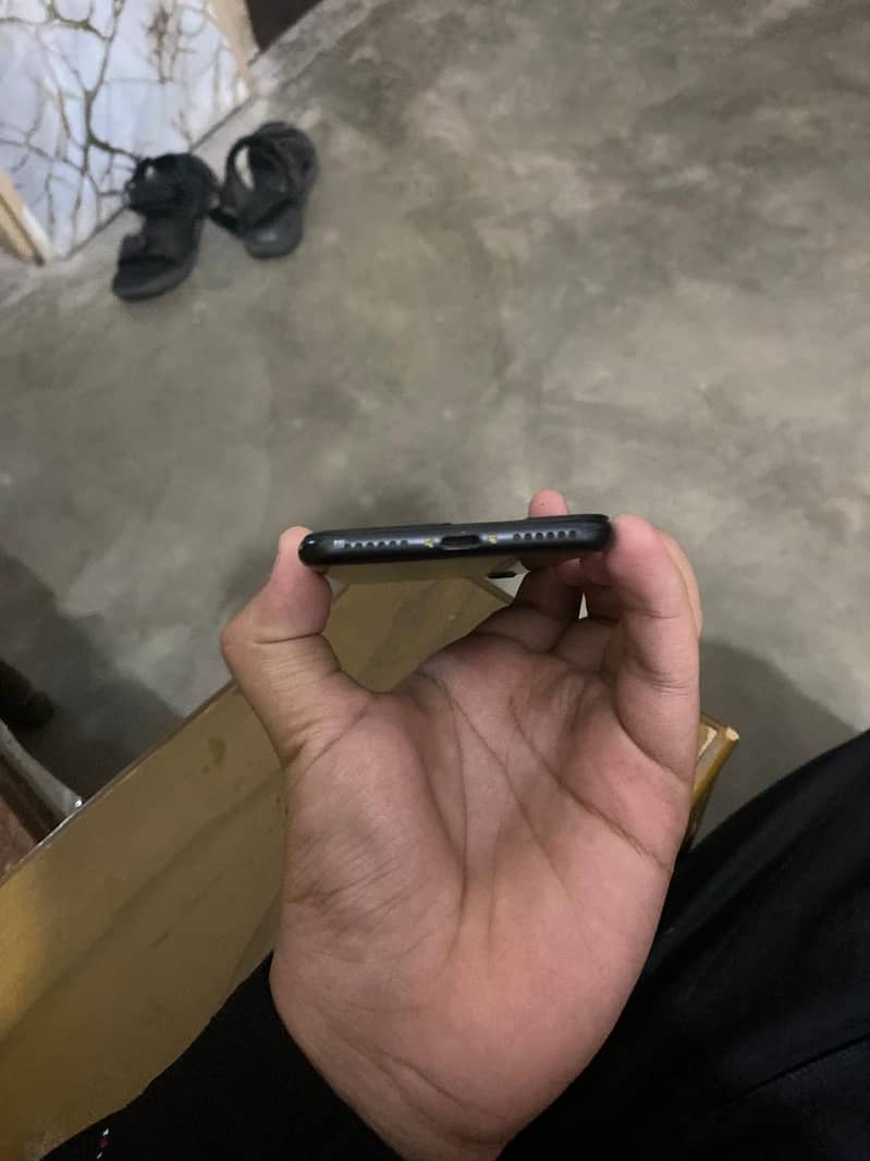 Apple iPhone 7 6