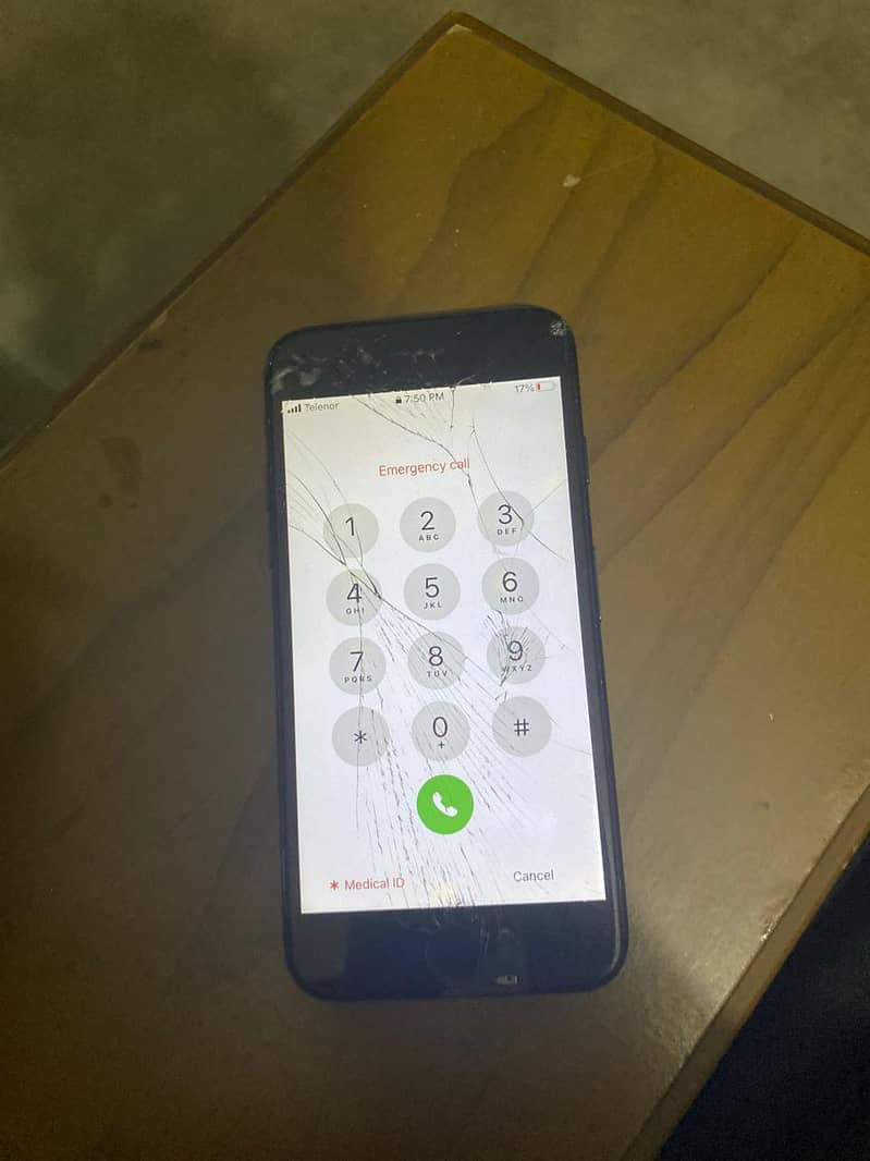 Apple iPhone 7 7
