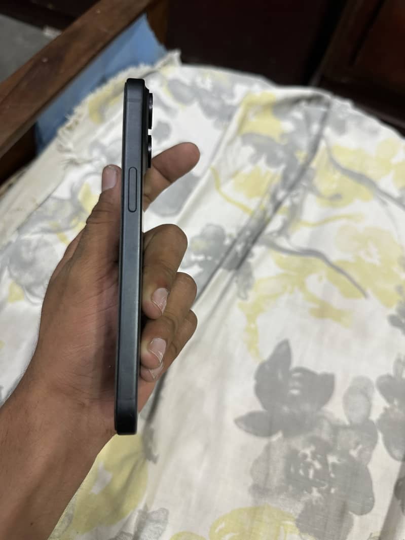 Apple iPhone 15 0