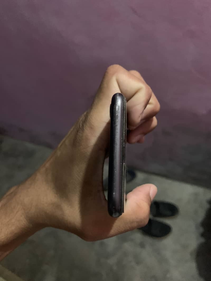Apple iPhone 8 1