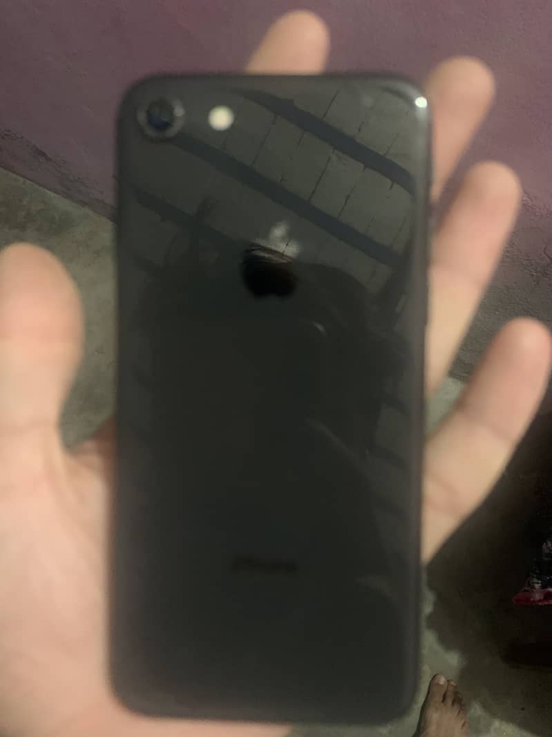 Apple iPhone 8 5