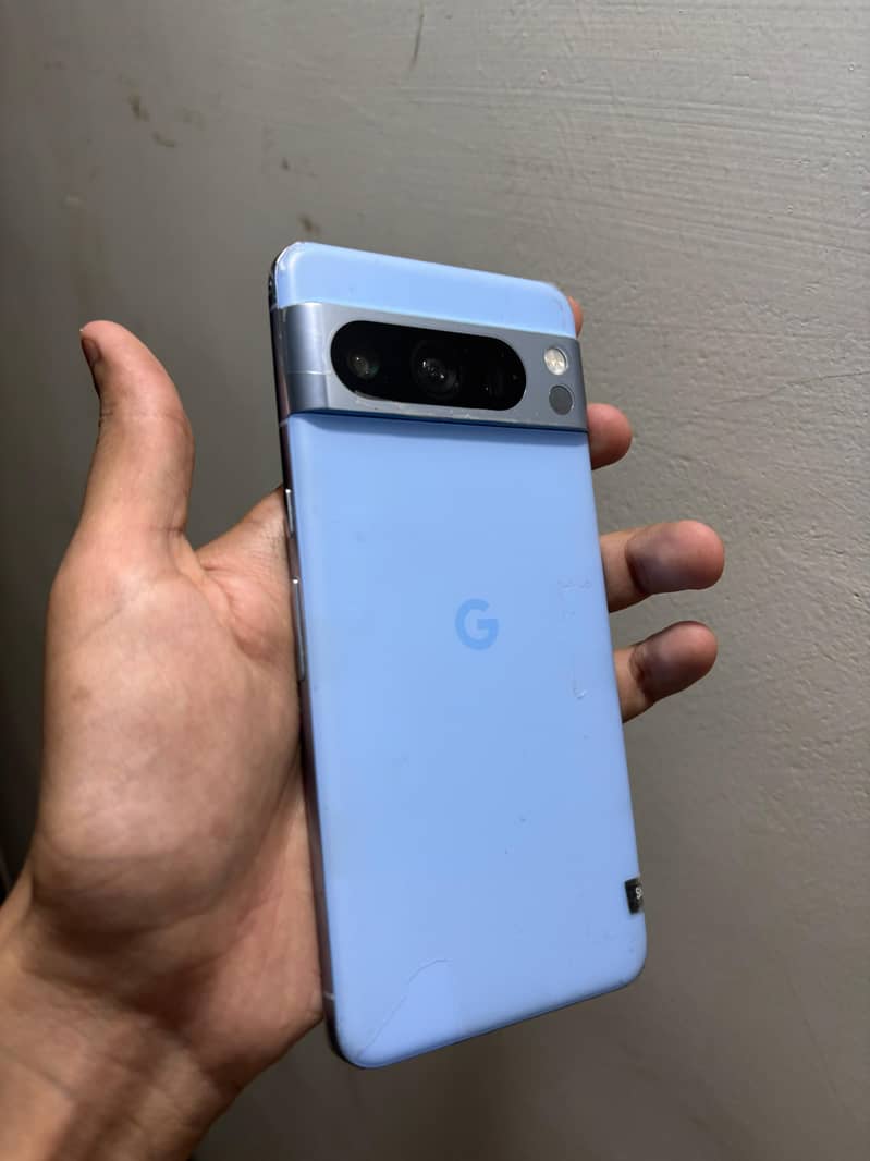 Google Pixel 8 Pro 1