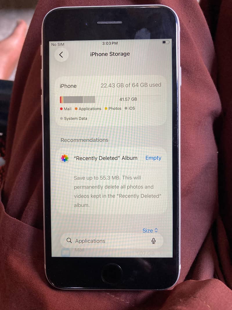 Apple iPhone SE 2 generation 4