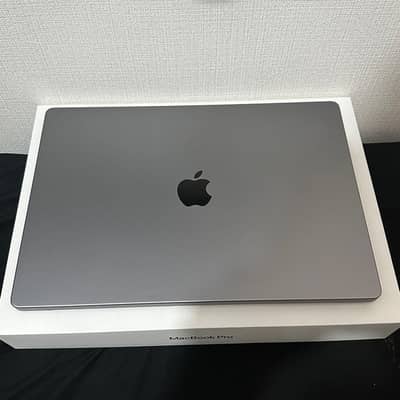 MAC BOOK PRO M1