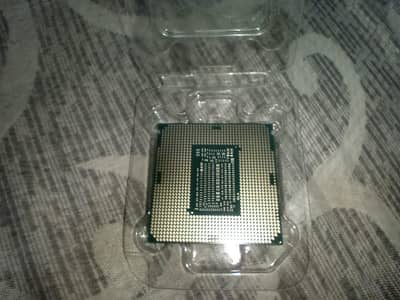 Intel Core i7 9700 3GHZ