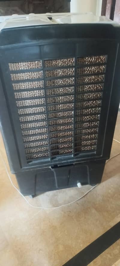 Room air cooler