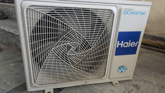 one ton Ac in good condition