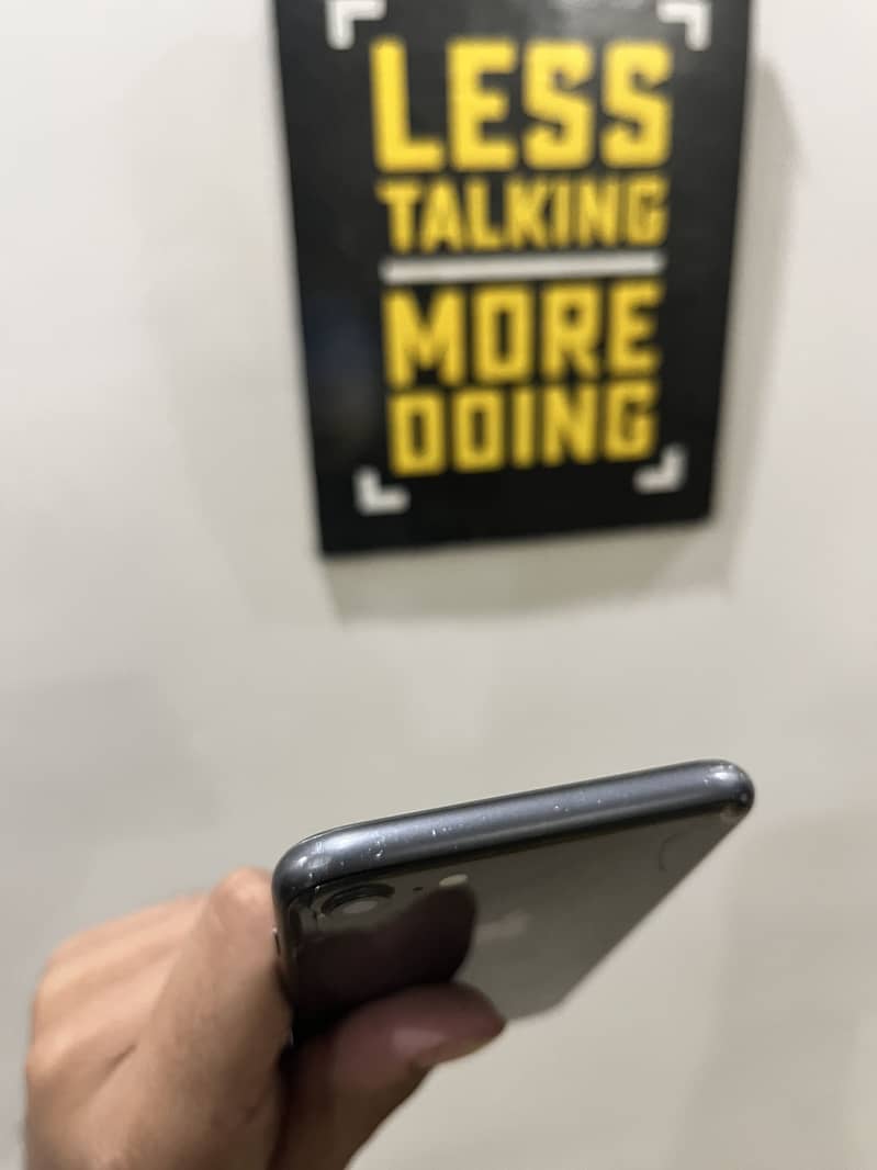 Apple iPhone 8 9