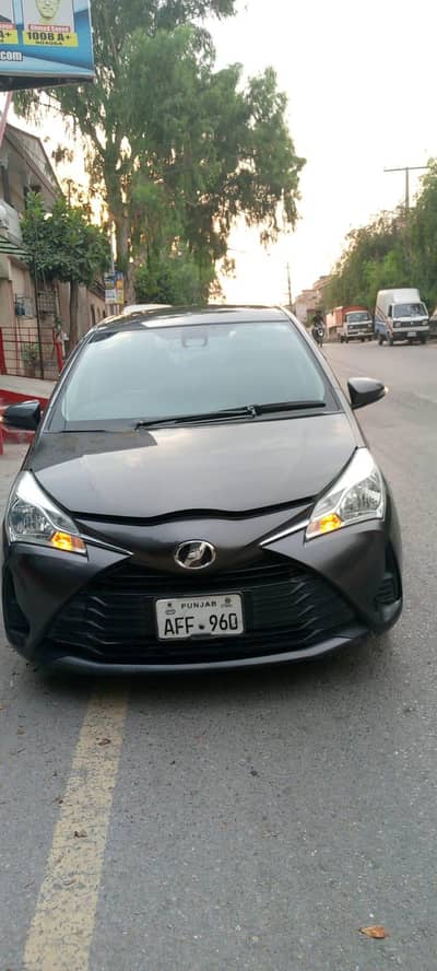 Toyota Vitz 2018 /2021 total Geniun excellent car