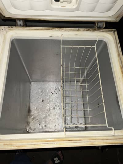 Double Door Deep Freezer – Excellent Running Condition