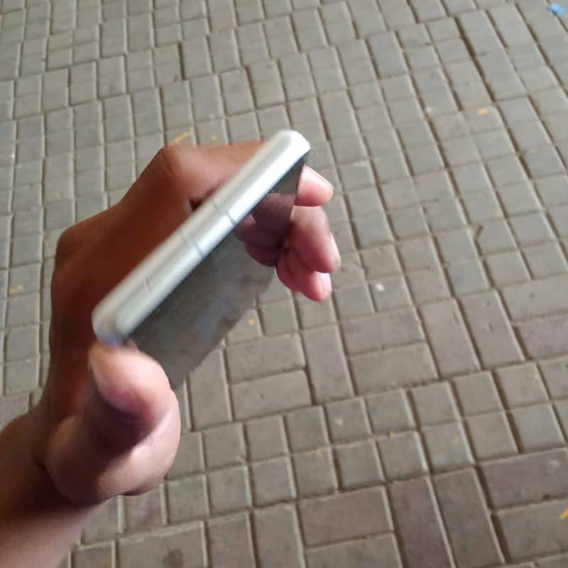 Google Pixel 7a 4