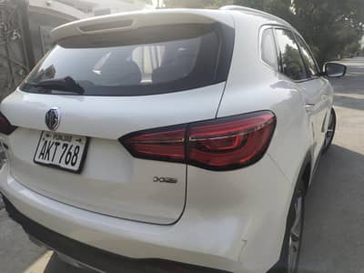 MG HS 2022