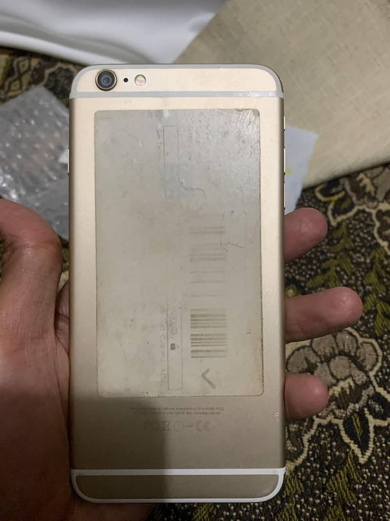 Apple iPhone 6 Plus 1