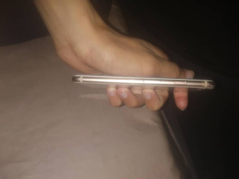 Apple iPhone 8 2