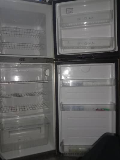 Haier HRF-216 EBD/EBS top Mount refrigerator urgent sale