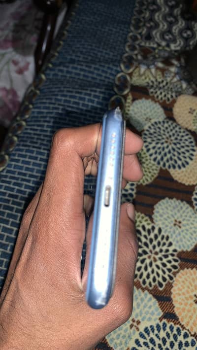 Apple iPhone XR