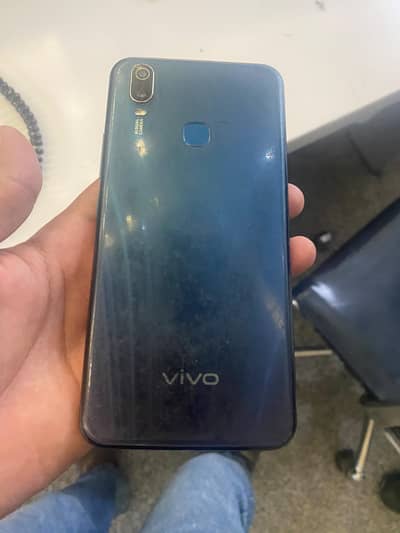 Vivo Y11