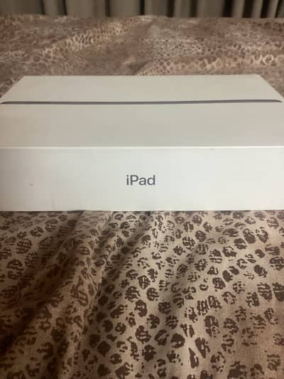 Ipad 9th gen with full box