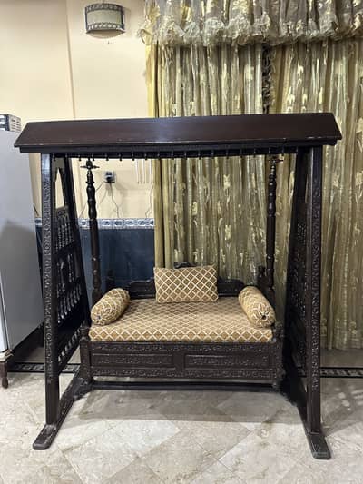 Chinioti Jhoola Solid Wood