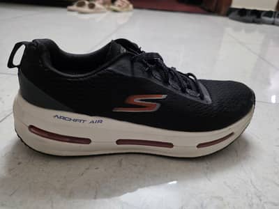 SKECHERS ARCHFIT AIR