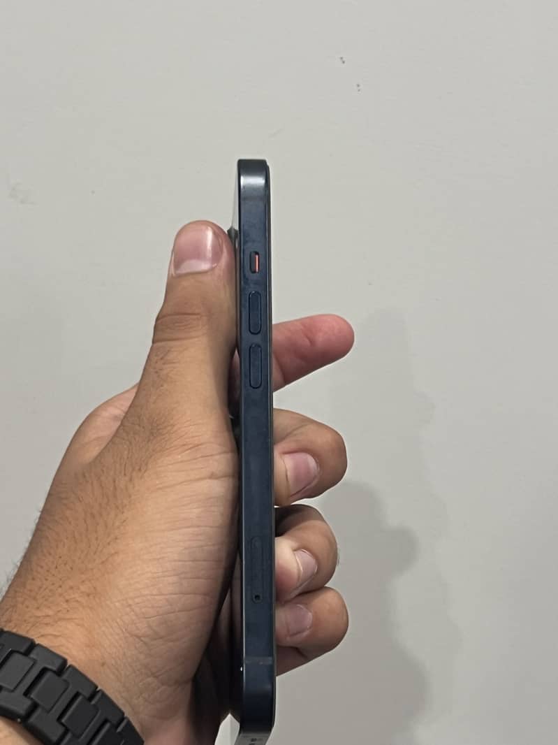 Iphone 13 3
