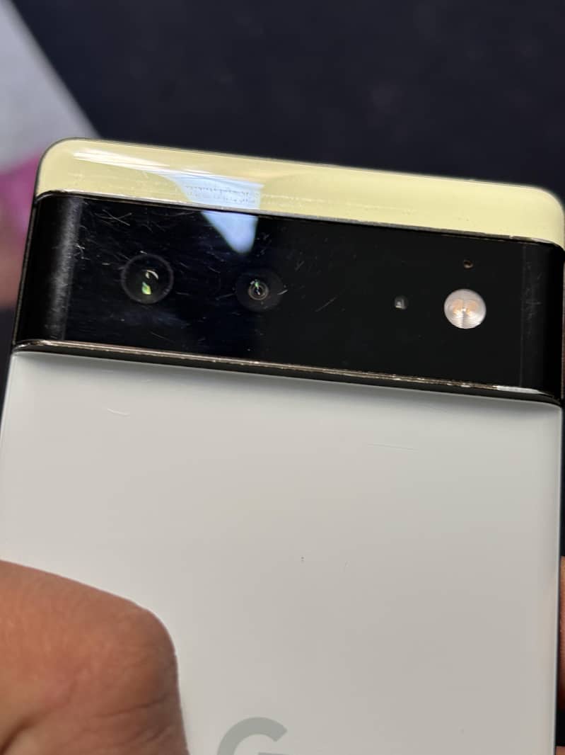 Google Pixel 6 3