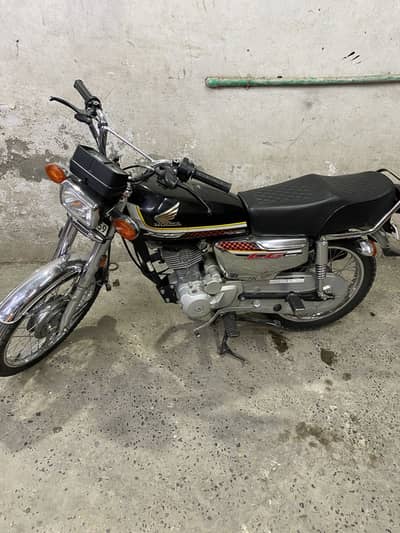 For urgent sale 03000845766