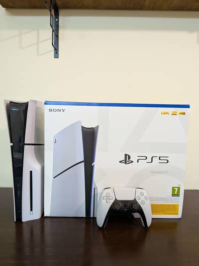 PS5 Slim UK Variant