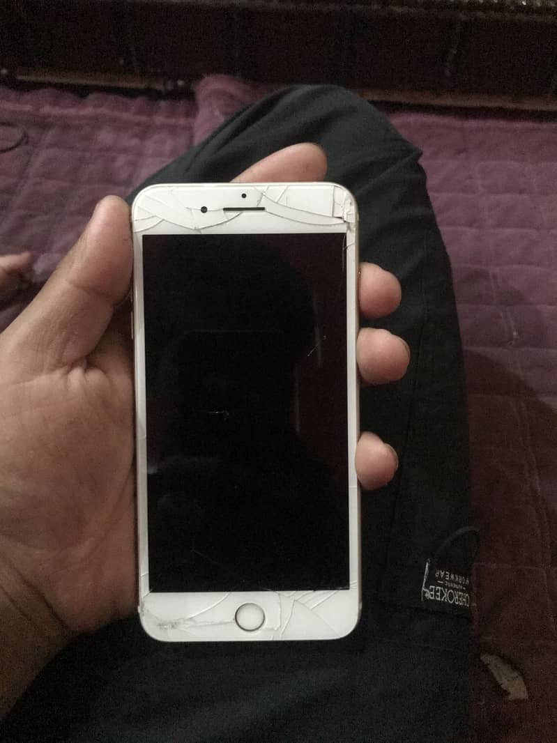 iPhone 7 Plus 0