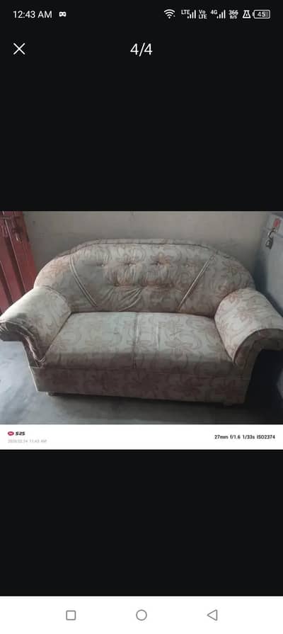 3 and 2 setter sofa