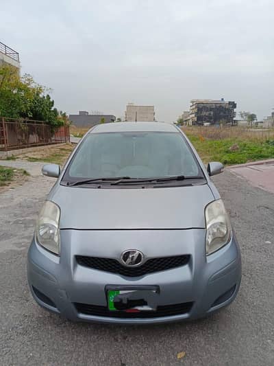 Toyota Vitz 2010