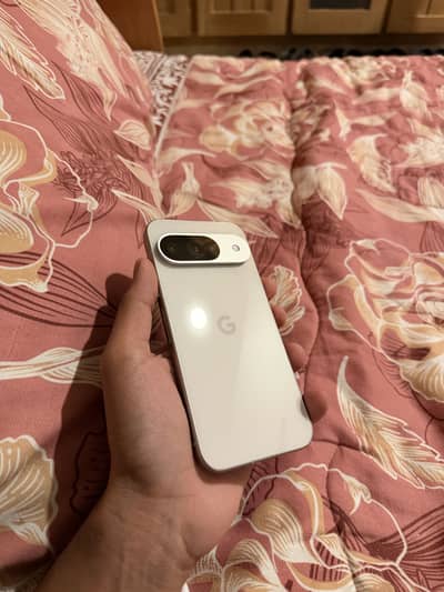 Google Pixel 9