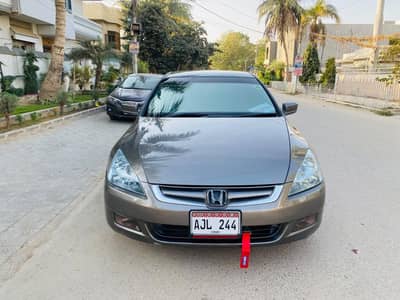 Honda Accord CM5 2005 Thailand model own engine btr civic