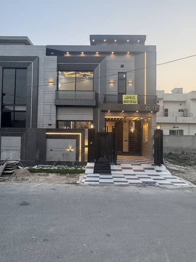 5 marla beautiful house for sale in central park housing society lahore