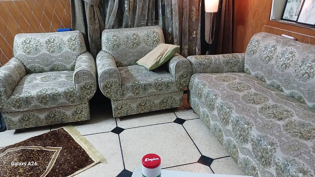 sofa set 0