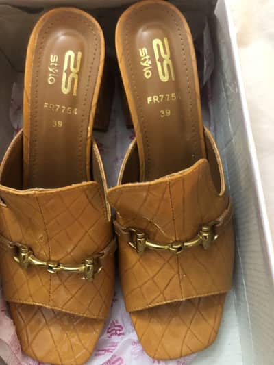 stylo heels