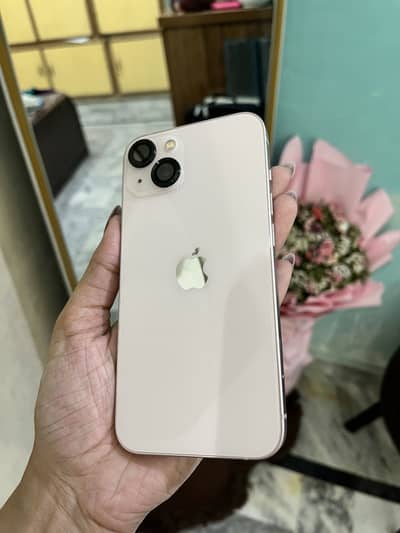Apple iPhone 13