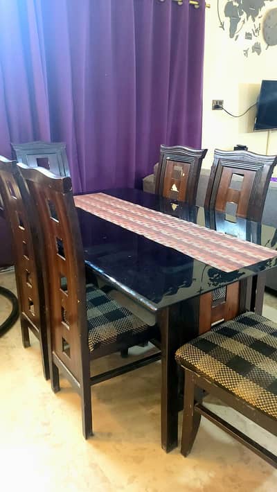 6 seater Dinning Table