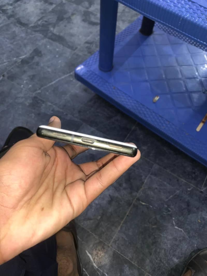Google Pixel 6a 3