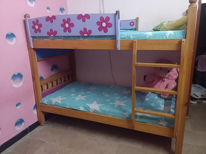 bunker bed 0
