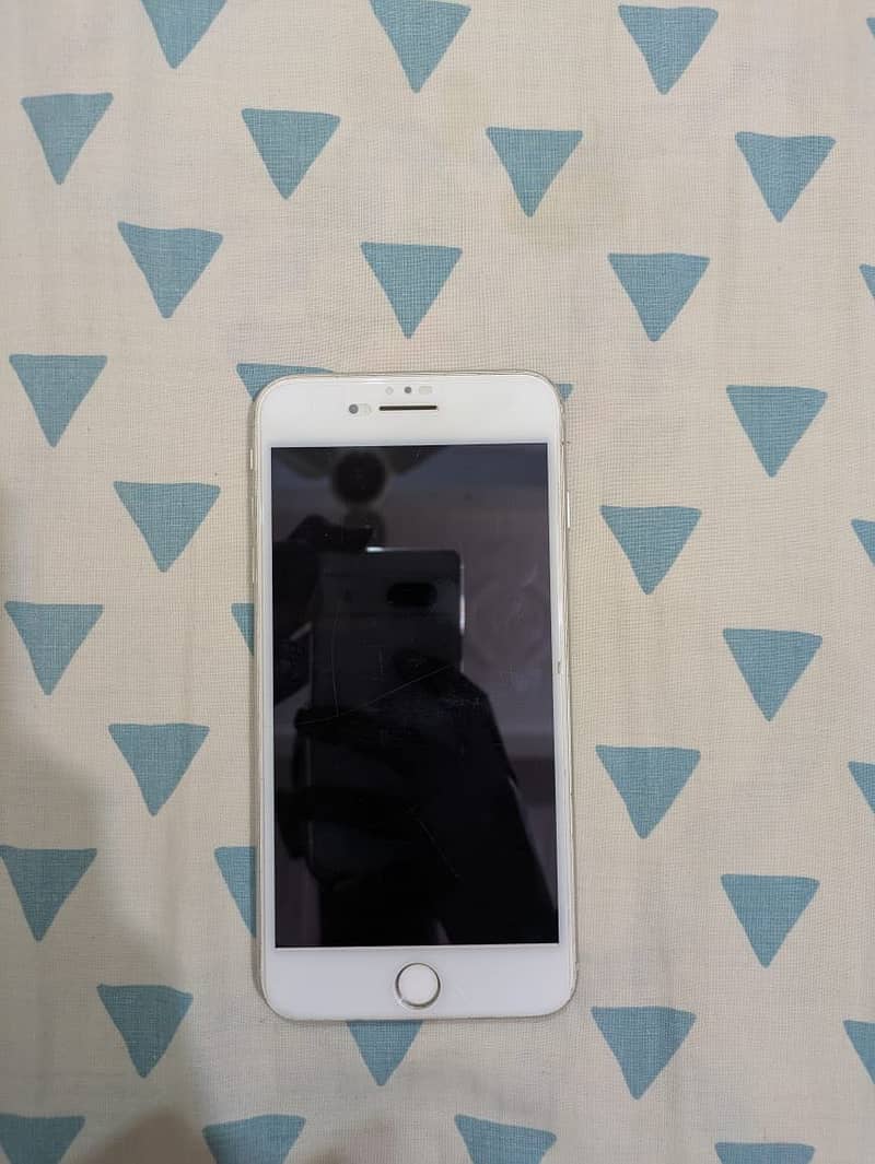 Apple iPhone 8 Plus 5