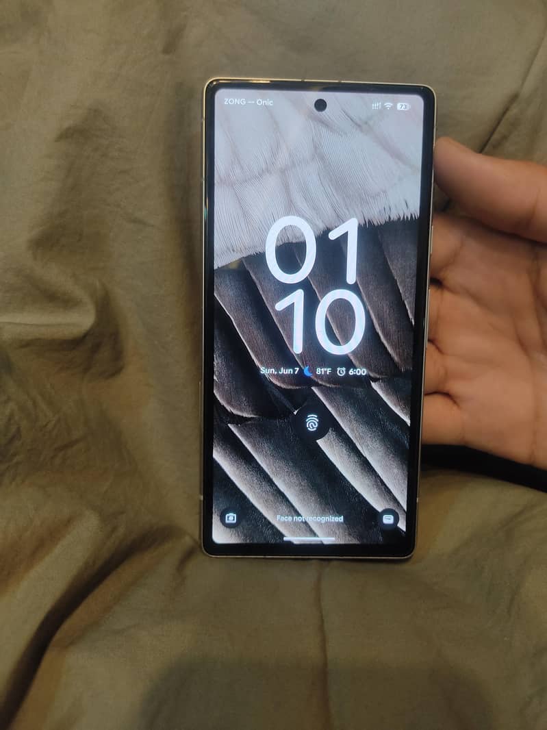 Google Pixel 7a 5