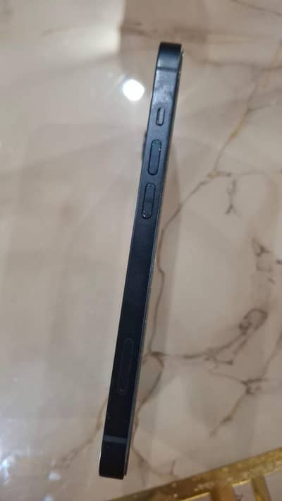 Apple iPhone 14
