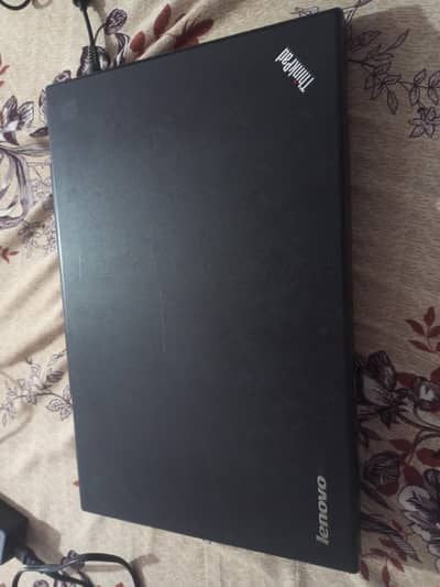 lenovo 17" led display core i7 2nd gen 4gb ram + 60gb ssd