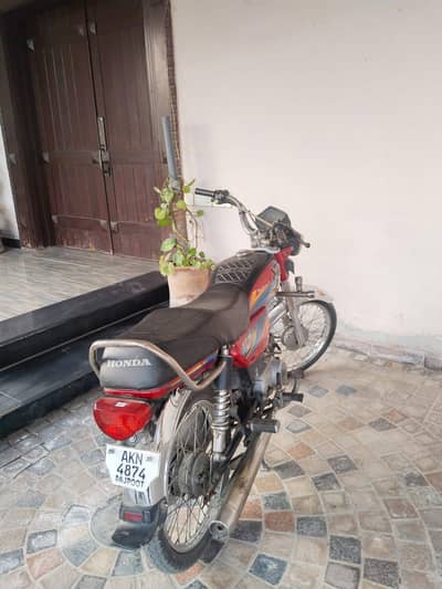 Road prince bike zayda chali nahi ha serious buyer contact me