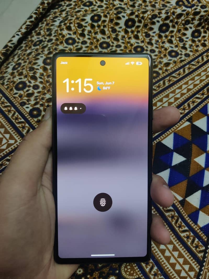 Google Pixel 6a 1