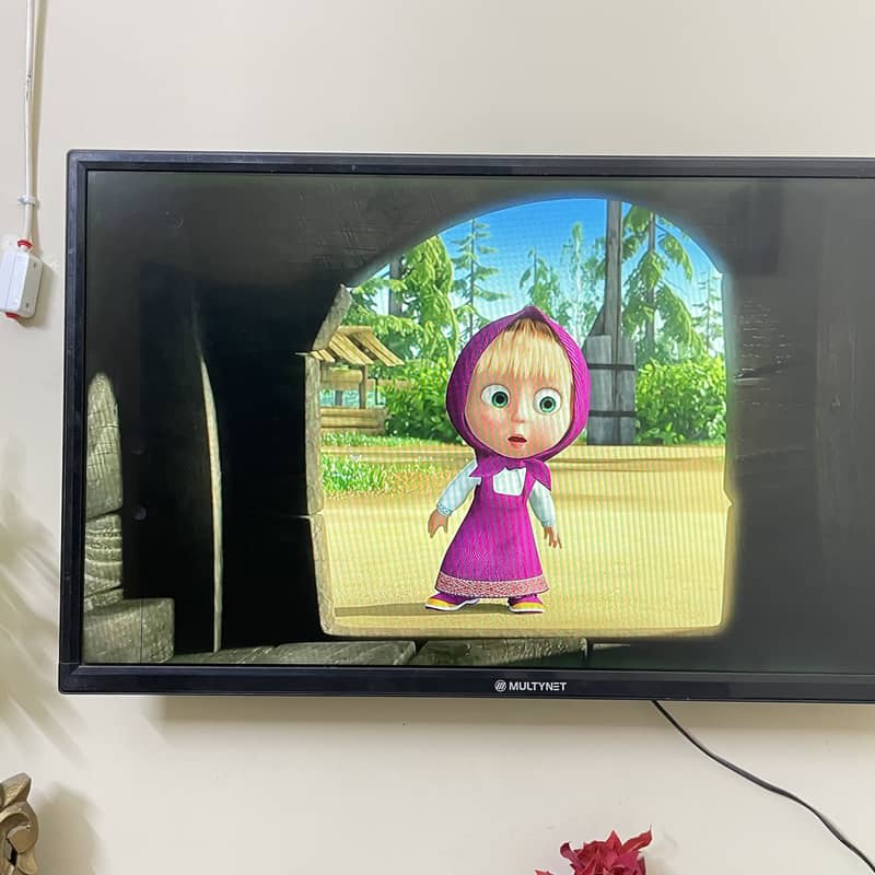 Multynet Smart LED 32” 1