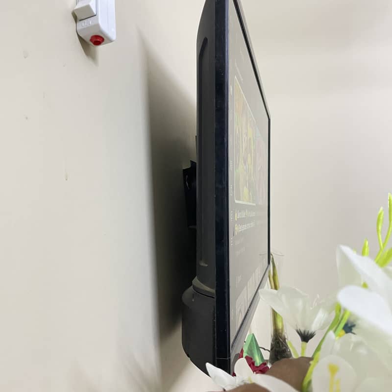 Multynet Smart LED 32” 4