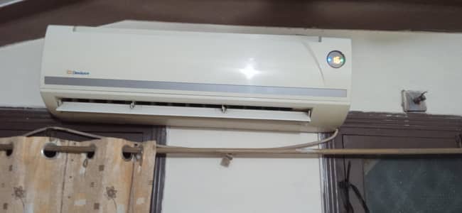 Dawlance 1.5 Ton Split AC - Excellent Cooling Condition