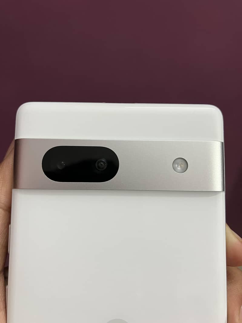 Google Pixel 7a 5